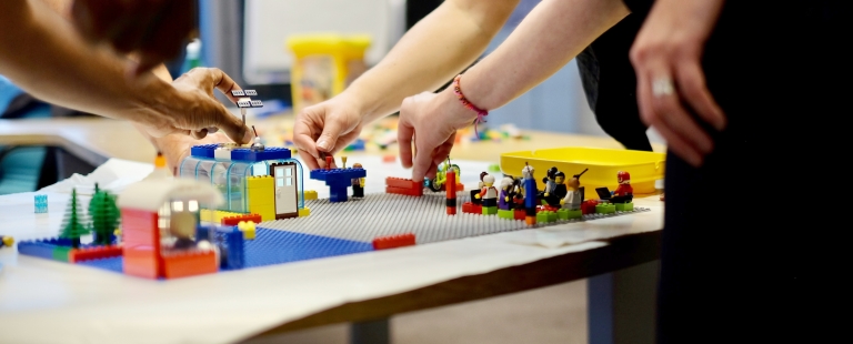 Curso de LEGO SERIOUS PLAY no Instituto CRIAP.