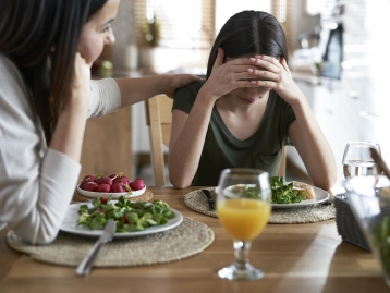 Curso de Terapias Cognitivo-Contextuais para Perturbações Alimentares