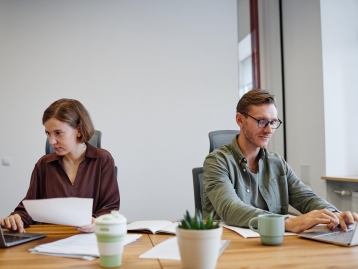 Curso de Ergonomia e Fisioterapia do Trabalho