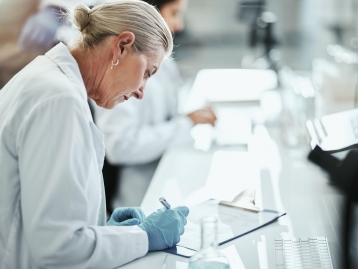 Curso em Farmacovigilância e Regulamentação de Medicamentos e Dispositivos Médicos